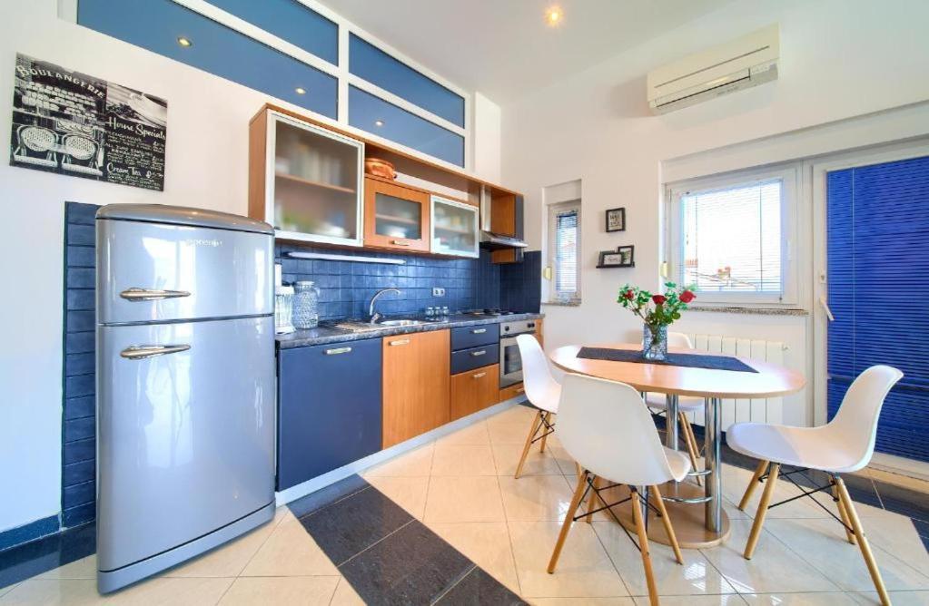 Apartament Luxury Vanessa, Nijvice