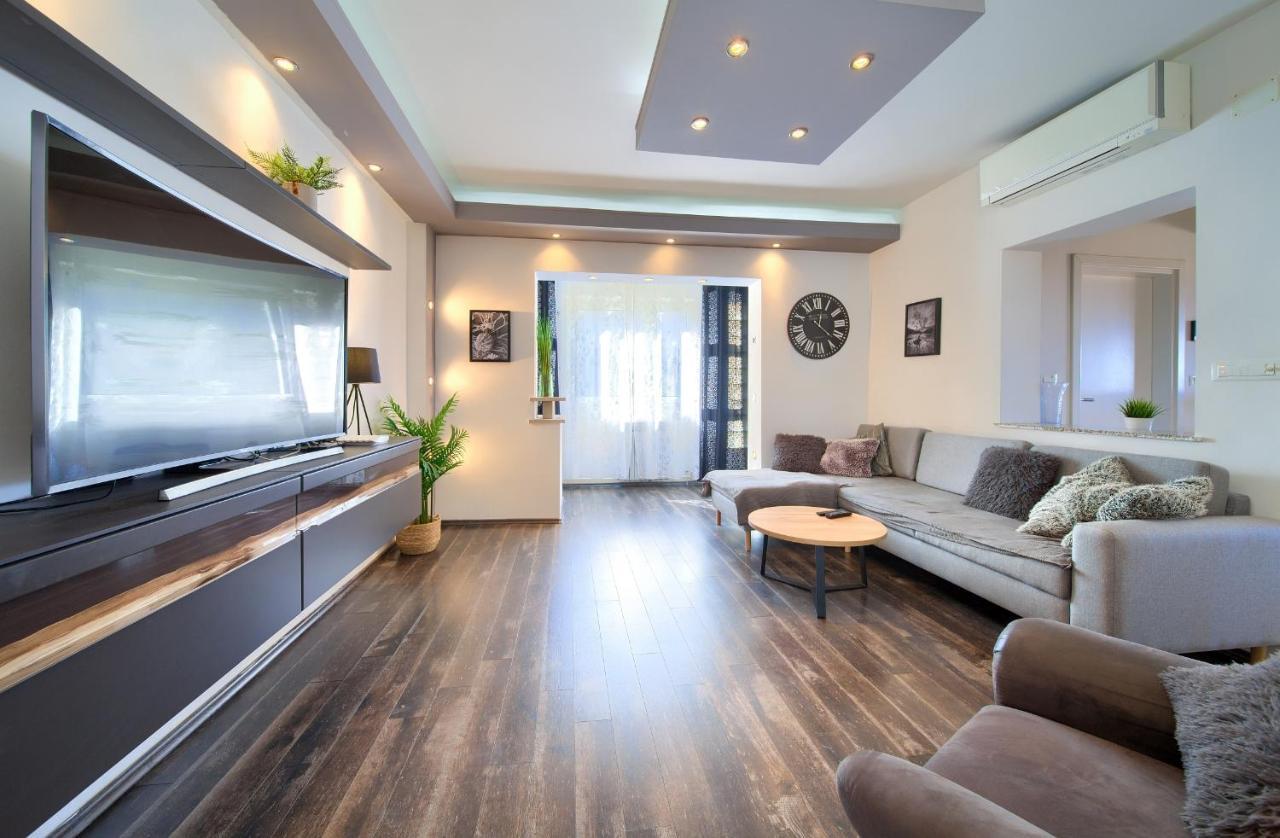 Luxury Vanessa, Apartment *